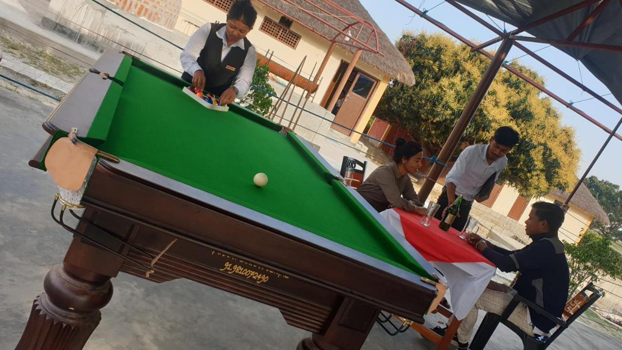 Elephant Garden Hotel And Resort Pvt Ltd Kanchanpur Eksteriør bilde
